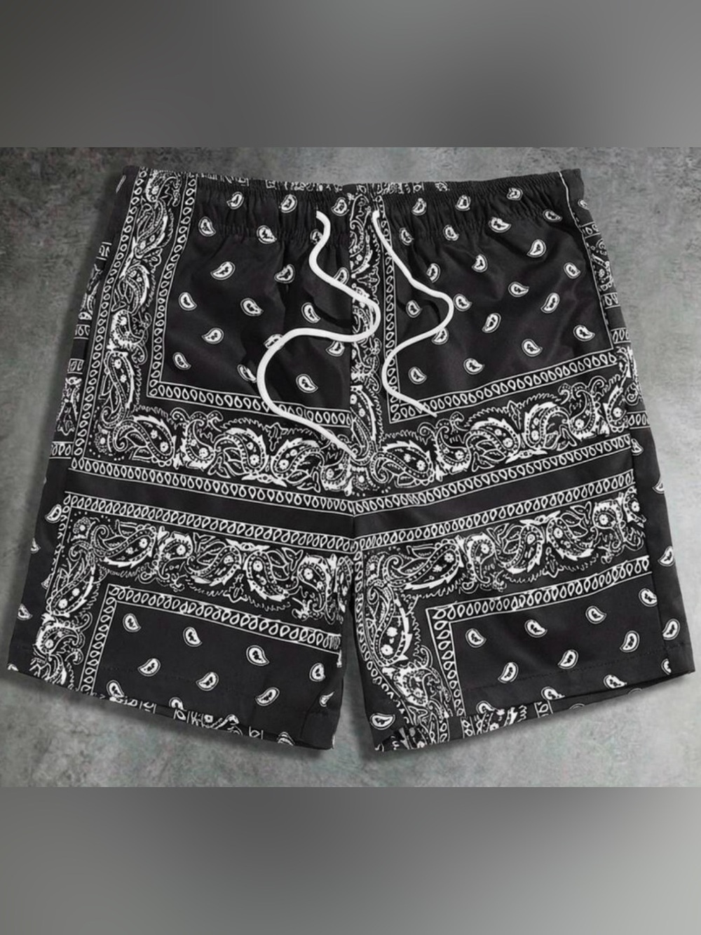 Manfinity Bandana Print Men’s Swim Shorts - EUC